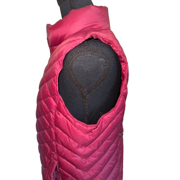 Bass Outdoor Womens Chevron Quilted Down Puffer Vest M Nylon Down Maroon Travel - Picture 6 of 14